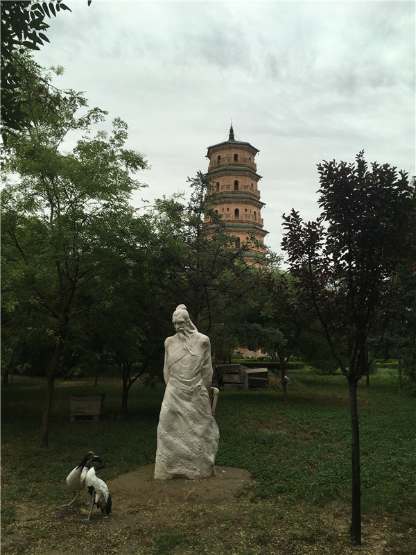 宝塔.jpg